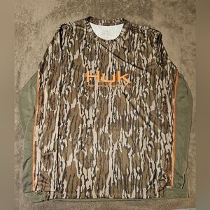 HUK Mens Icon X Long Sleeve Performance Fishing Shirt - Mossy Oak Bottomland
